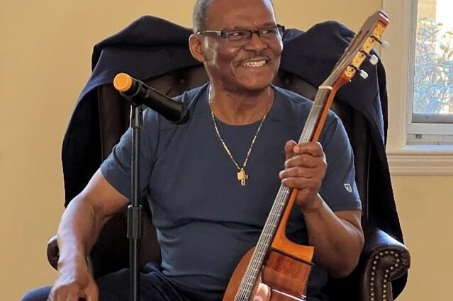 Hens Eustace Performs Music from Haiti at Wheatley Farms